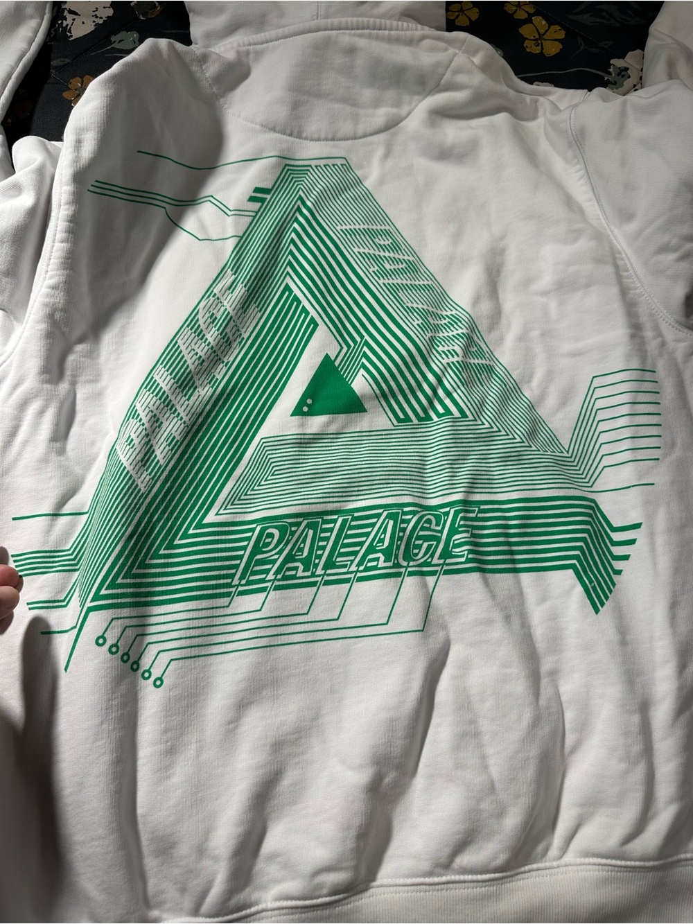 PALACE White Surkit HoodCrewneck Sweatshirt with Green Graphic Triangley Medium